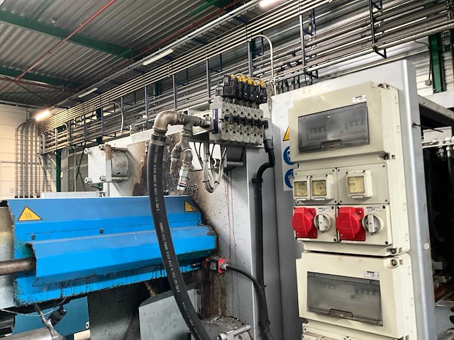 2001 bmb kw38pi/3450 spuitgietmachine - afbeelding 27 van  40