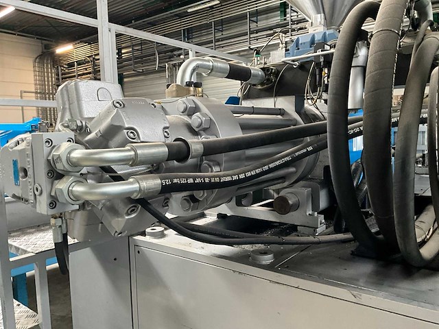 2001 bmb kw38pi/3450 spuitgietmachine - afbeelding 33 van  40