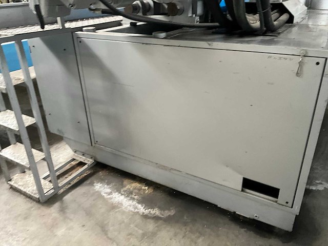 2001 bmb kw38pi/3450 spuitgietmachine - afbeelding 35 van  40