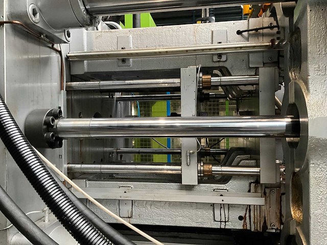 2001 bmb kw70pi/7000 spuitgietmachine - afbeelding 3 van  38