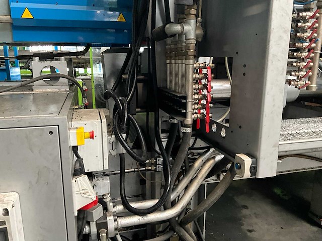 2001 bmb kw70pi/7000 spuitgietmachine - afbeelding 2 van  10