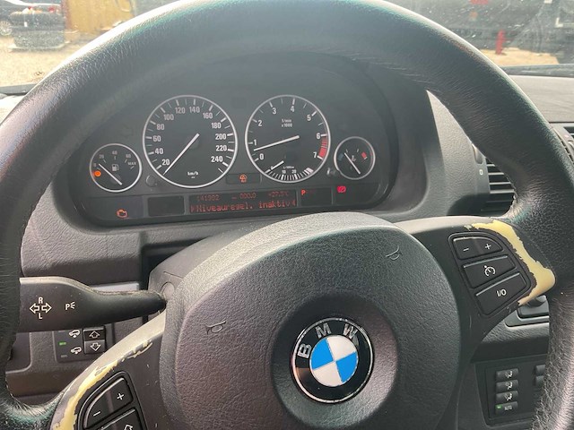 2001 bmw x5 4.4i personenauto - afbeelding 2 van  24