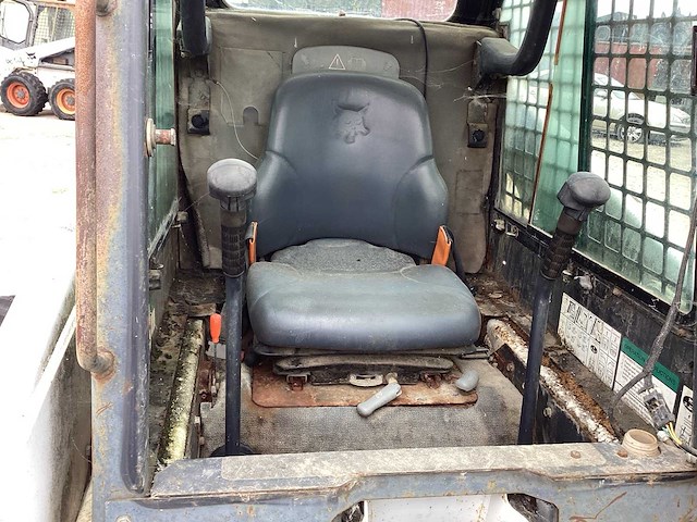 2001 bobcat t 200 schranklader - afbeelding 9 van  15