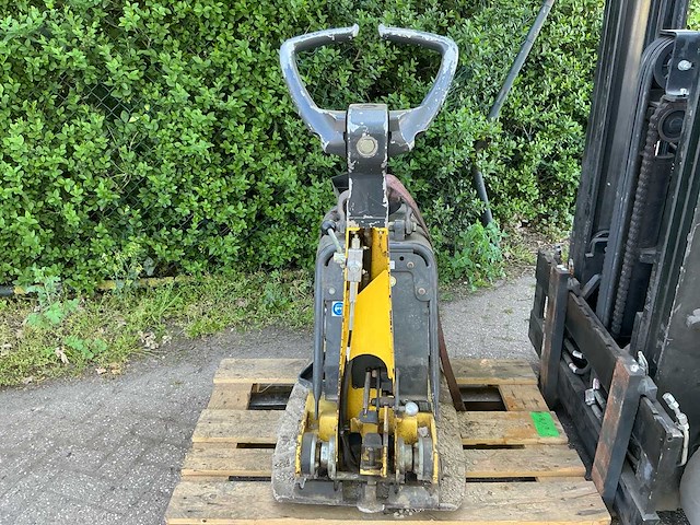 2001 bomag bpr30/38 d-3 trilplaat - afbeelding 1 van  9