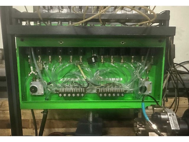 2001 bosch eps 815 brandstofpomptestbank - afbeelding 4 van  21