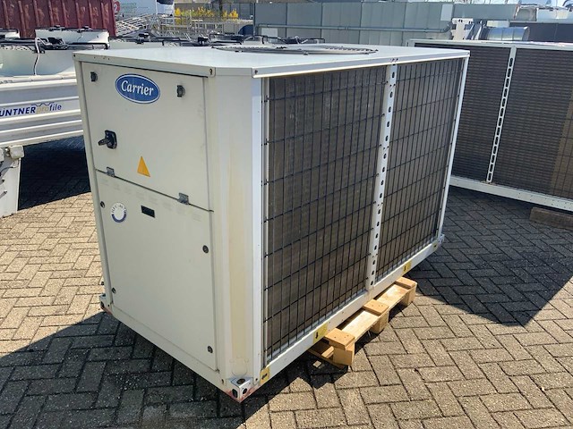 2001 carrier 30ra-080-0356-ee chiller - afbeelding 1 van  8