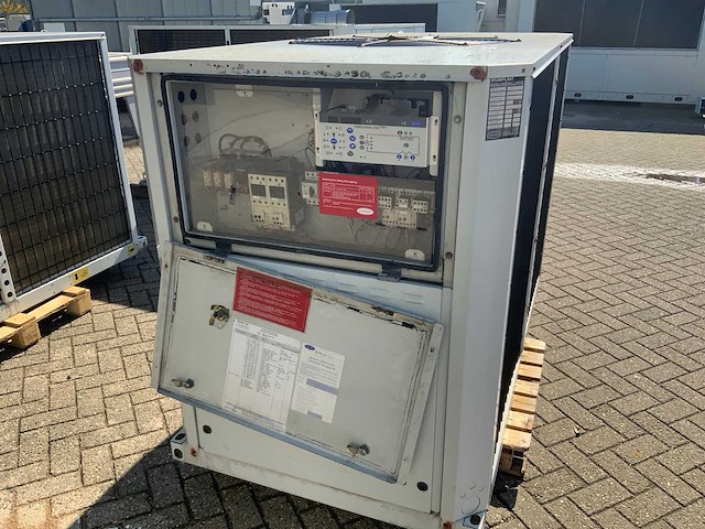 2001 carrier 30ra-080-0356-ee chiller - afbeelding 7 van  9