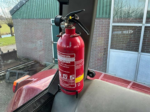 2001 case ih cvx 130 vierwielaangedreven landbouwtractor - afbeelding 11 van  25