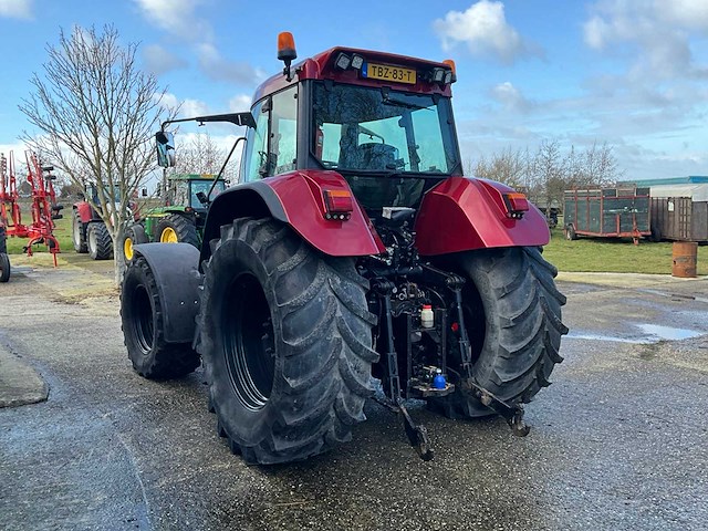 2001 case ih cvx 130 vierwielaangedreven landbouwtractor - afbeelding 21 van  25
