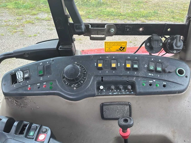 2001 case ih cvx170 vierwielaangedreven landbouwtractor - afbeelding 22 van  39