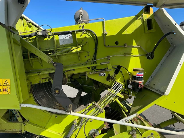 2001 claas quadrant 2200 roto cut balenpers - afbeelding 21 van  21