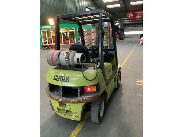 2001 clark cmp25l vorkheftruck - afbeelding 3 van  9