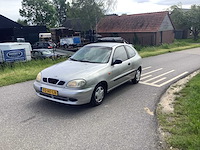 2001 daewoo lanos 1.3 pure personenauto - afbeelding 1 van  12