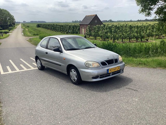 2001 daewoo lanos 1.3 pure personenauto - afbeelding 3 van  12