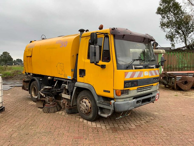 2001 daf bucher/schörling cityfant 50 veegwagen 40km/h - afbeelding 1 van  25