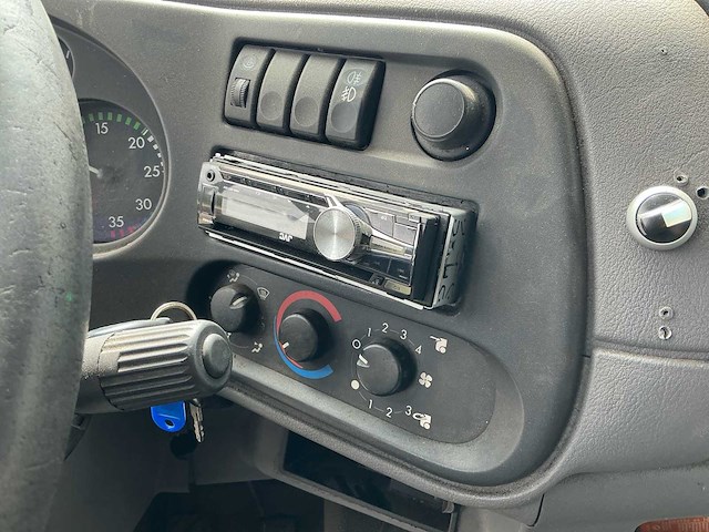 2001 daf lf 45.180 vrachtwagen/bakwagen - afbeelding 13 van  54