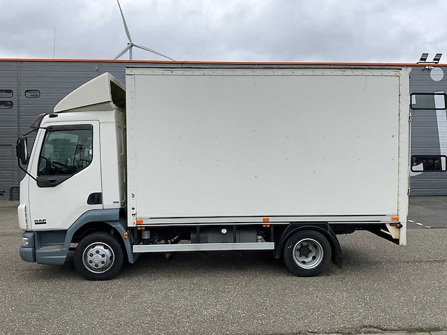 2001 daf lf45.150 paarden vrachtwagen bl-lt-23 - afbeelding 8 van  16