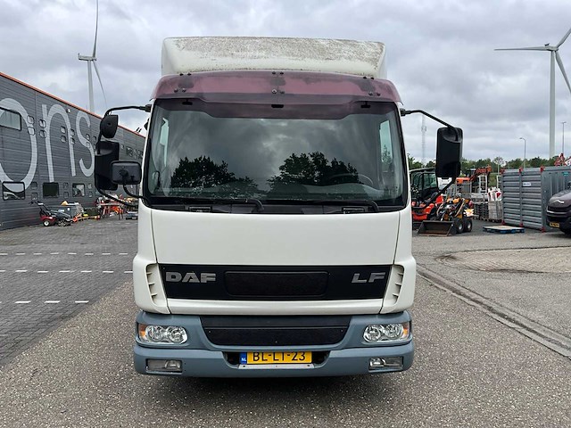 2001 daf lf45.150 paarden vrachtwagen bl-lt-23 - afbeelding 15 van  16