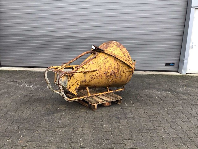 2001 de koker kubels lr600 betonkubel - afbeelding 1 van  7