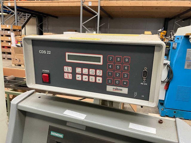 2001 deckel maho 35m verticale cnc -bewerkingscentrum - afbeelding 10 van  11