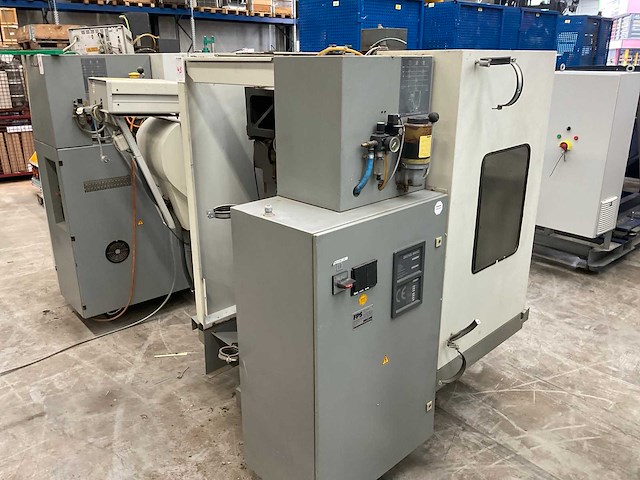 2001 deckel maho 35m verticale cnc -bewerkingscentrum - afbeelding 6 van  11