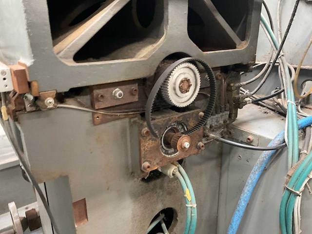 2001 deckel maho 35m verticale cnc -bewerkingscentrum - afbeelding 8 van  11