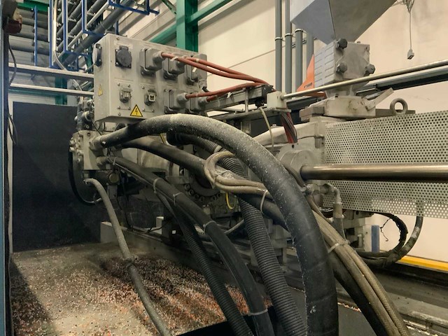 2001 engel es 1350/350 hl spuitgietmachine - afbeelding 5 van  19