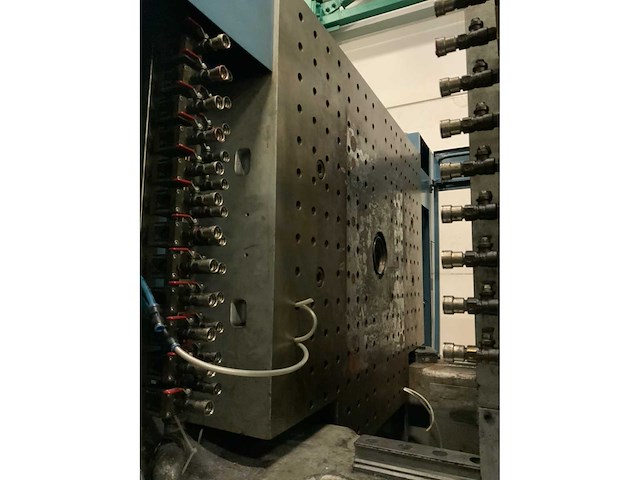 2001 engel es 1350/350 hl spuitgietmachine - afbeelding 18 van  19