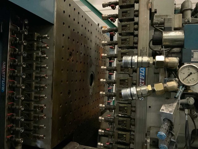 2001 engel es 1350/350 hl spuitgietmachine - afbeelding 2 van  22