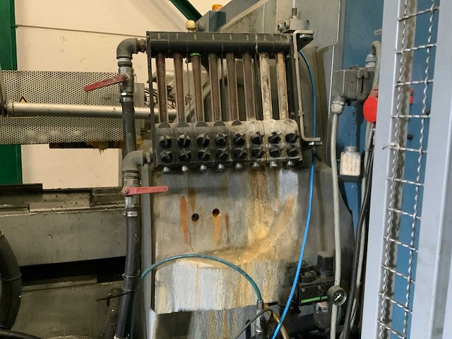 2001 engel es 1350/350 hl spuitgietmachine - afbeelding 2 van  8