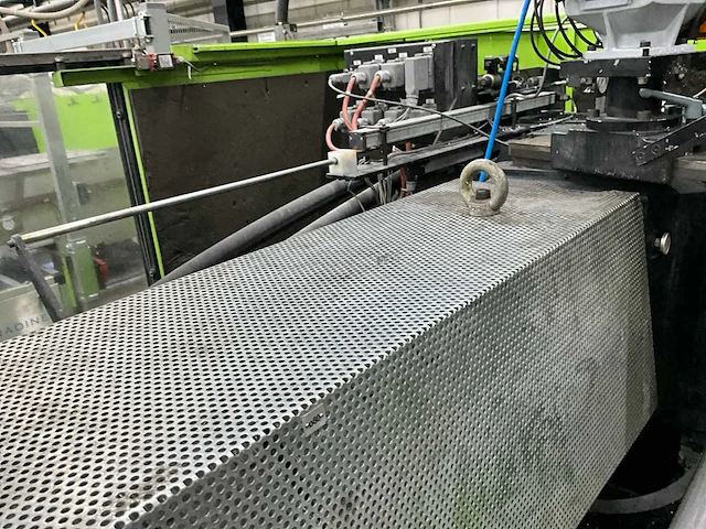 2001 engel es 2550/400 hl-v spuitgietmachine - afbeelding 3 van  21