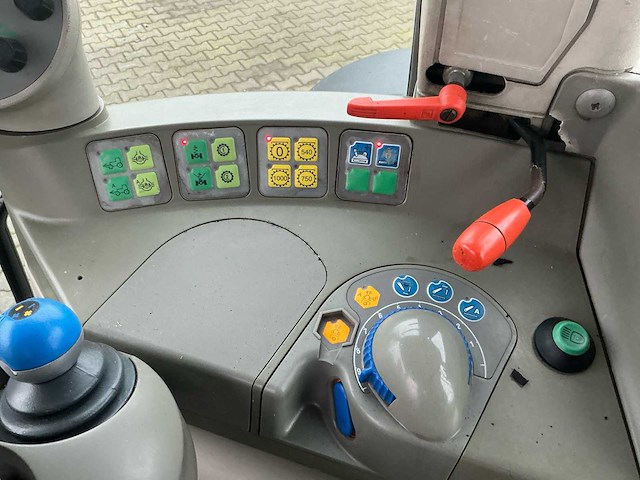 2001 fendt 716 vario vierwielaangedreven landbouwtractor - afbeelding 18 van  27