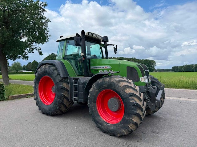 2001 fendt 926 vierwielaangedreven landbouwtractor - afbeelding 3 van  25
