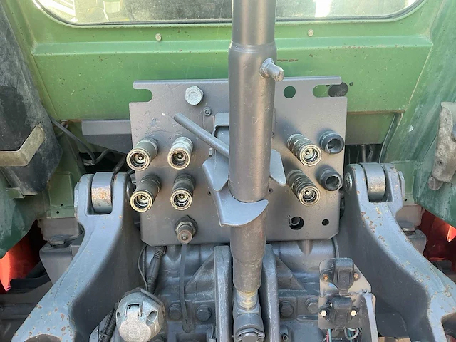 2001 fendt farmer 410 vario 4wd landbouwtractor - afbeelding 19 van  42