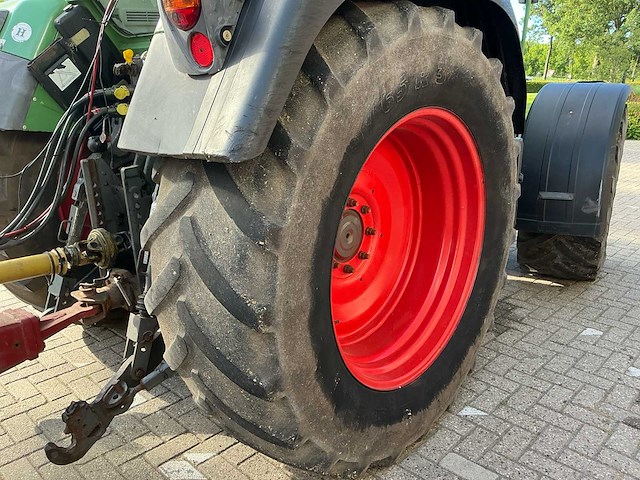 2001 fendt farmer 410 vario vierwielaangedreven landbouwtractor - afbeelding 13 van  23
