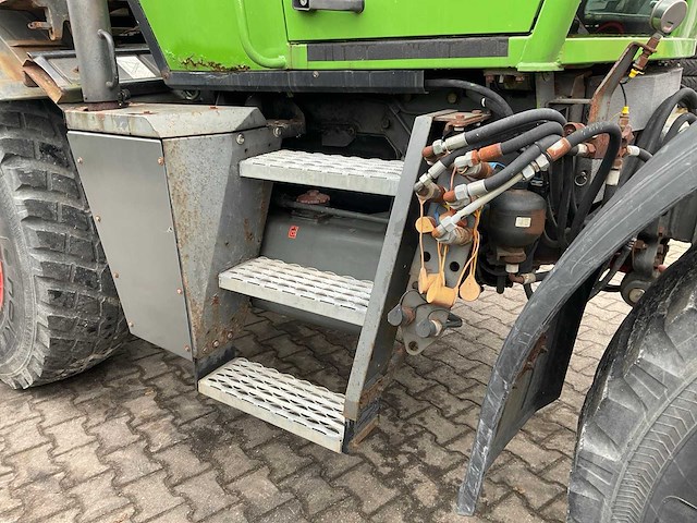 2001 fendt xylon 520 vierwielaangedreven landbouwtractor - afbeelding 19 van  42