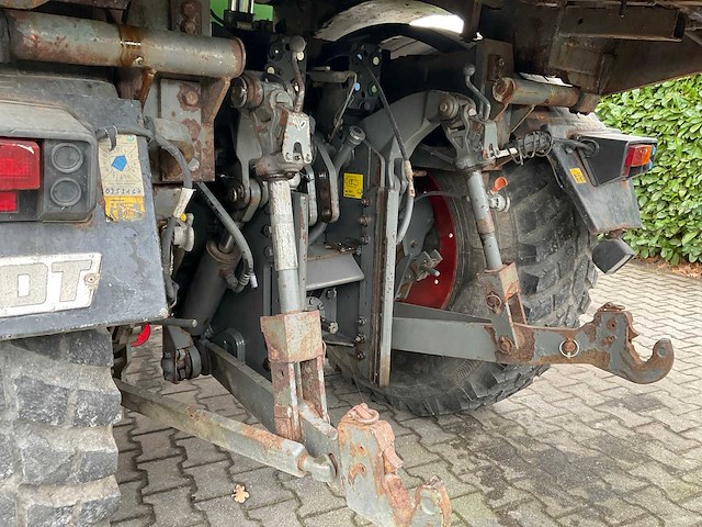 2001 fendt xylon 520 vierwielaangedreven landbouwtractor - afbeelding 27 van  42