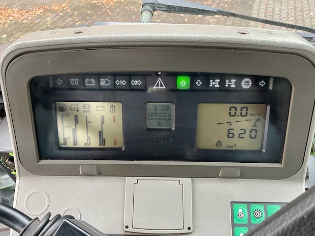 2001 fendt xylon 520 vierwielaangedreven landbouwtractor - afbeelding 35 van  42