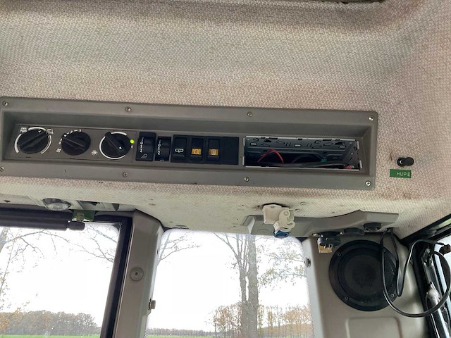 2001 fendt xylon 520 vierwielaangedreven landbouwtractor - afbeelding 39 van  42