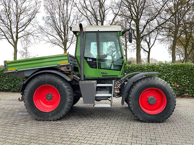 2001 fendt xylon 520 vierwielaangedreven landbouwtractor - afbeelding 6 van  42