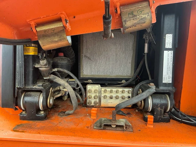 2001 fiat-hitachi d150 bulldozer - afbeelding 18 van  40