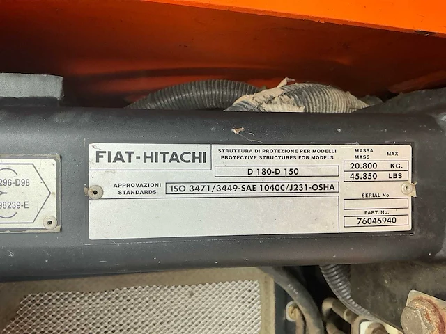 2001 fiat-hitachi d150 bulldozer - afbeelding 32 van  40