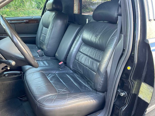 2001 ford lincoln town car personenauto - afbeelding 8 van  26