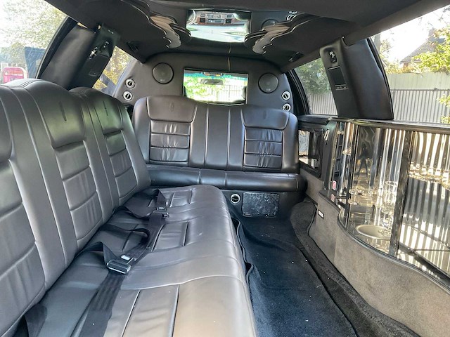 2001 ford lincoln town car personenauto - afbeelding 13 van  26