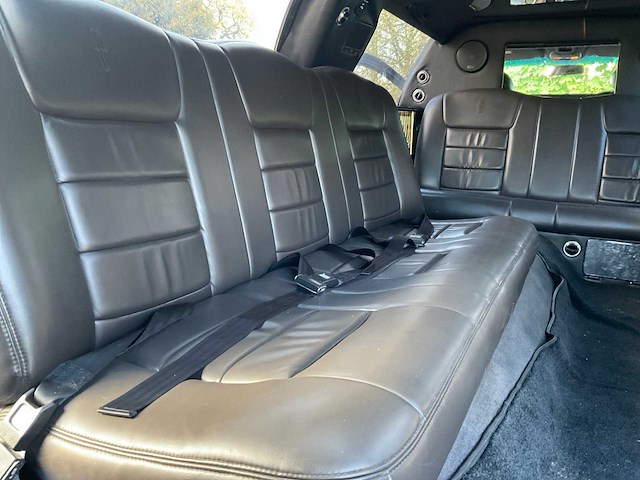 2001 ford lincoln town car personenauto - afbeelding 16 van  26