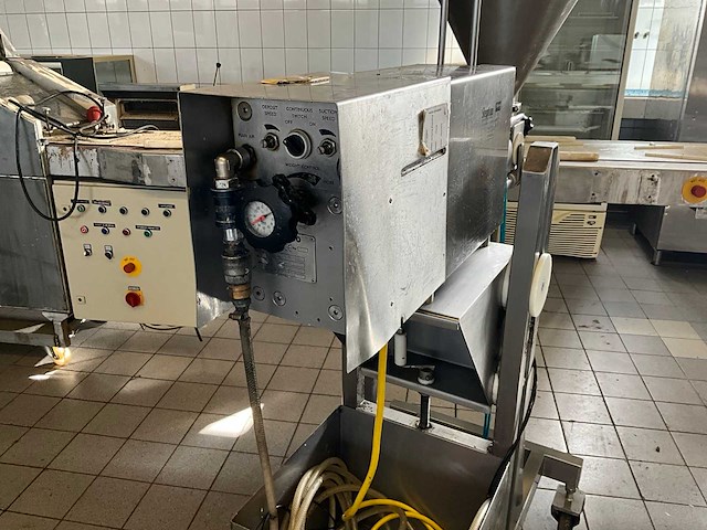 2001 gei turbo d100p doseermachine / vulmachine - afbeelding 2 van  3