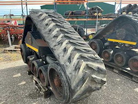 2001 grecav rups banden voor de 1985 new holland tf44 combain - afbeelding 9 van  19
