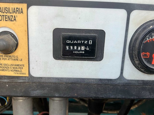 2001 grove hoogwerker - afbeelding 13 van  26