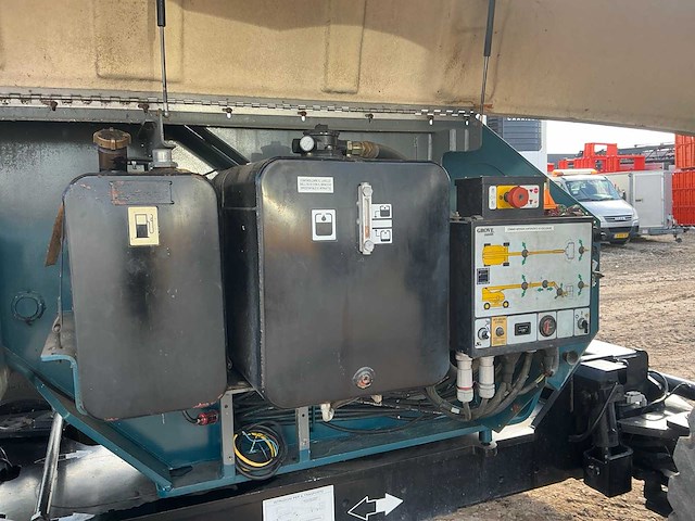 2001 grove hoogwerker - afbeelding 14 van  26