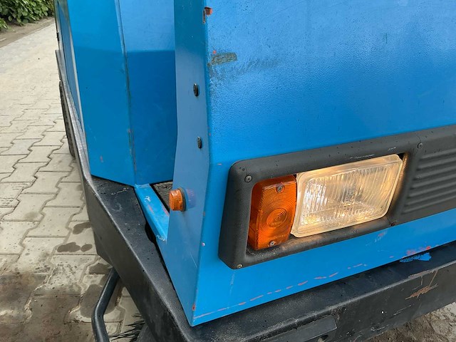 2001 hako jonas 1450d zelfrijdende veegmachine - afbeelding 4 van  27